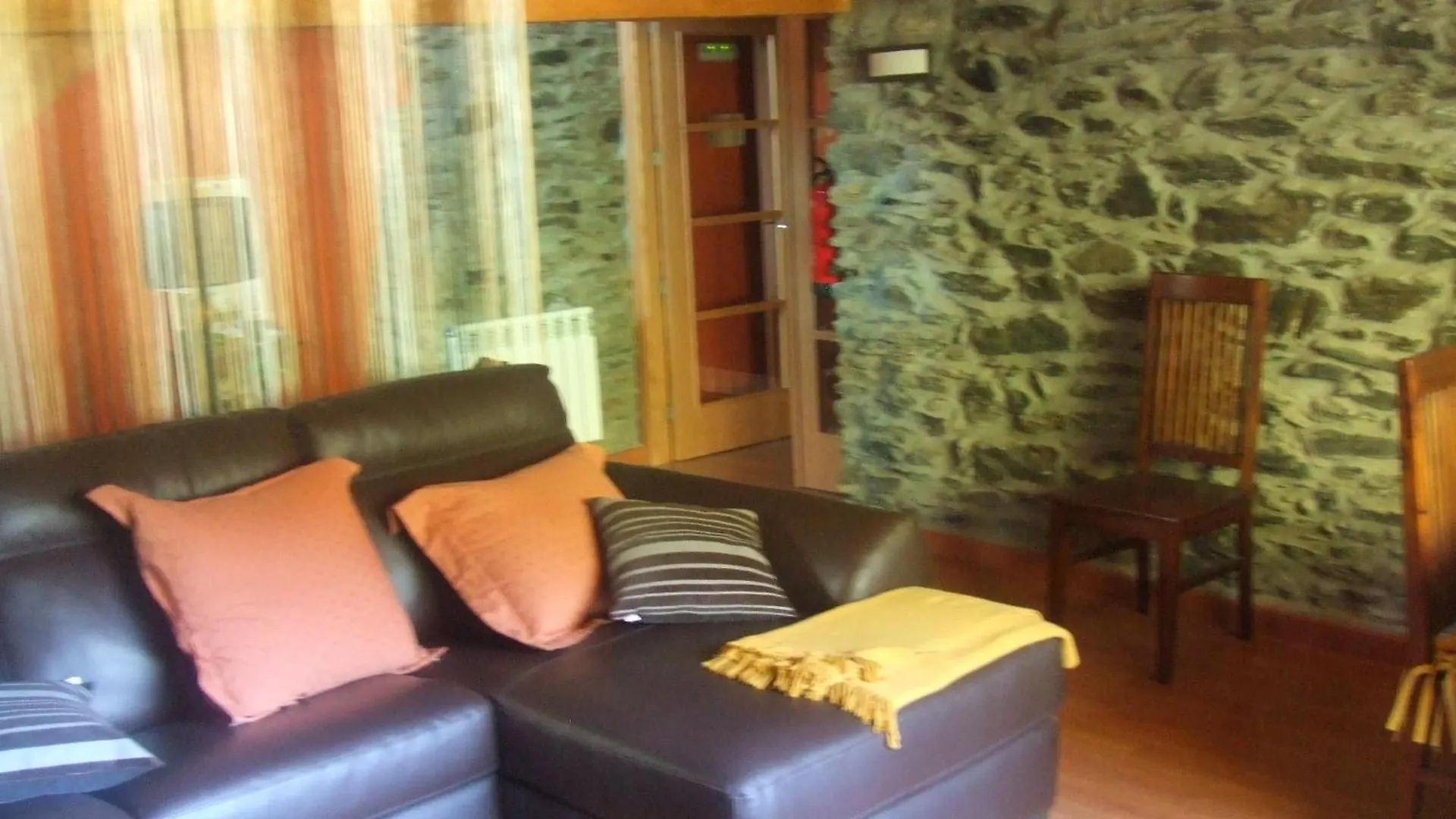 Masia D'En Valenti Anserall  Hotel Anserall (Catalonia)