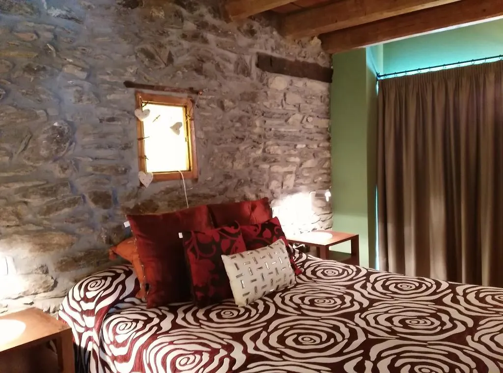 Masia D'En Valenti Anserall  Hotel Anserall (Catalonia)