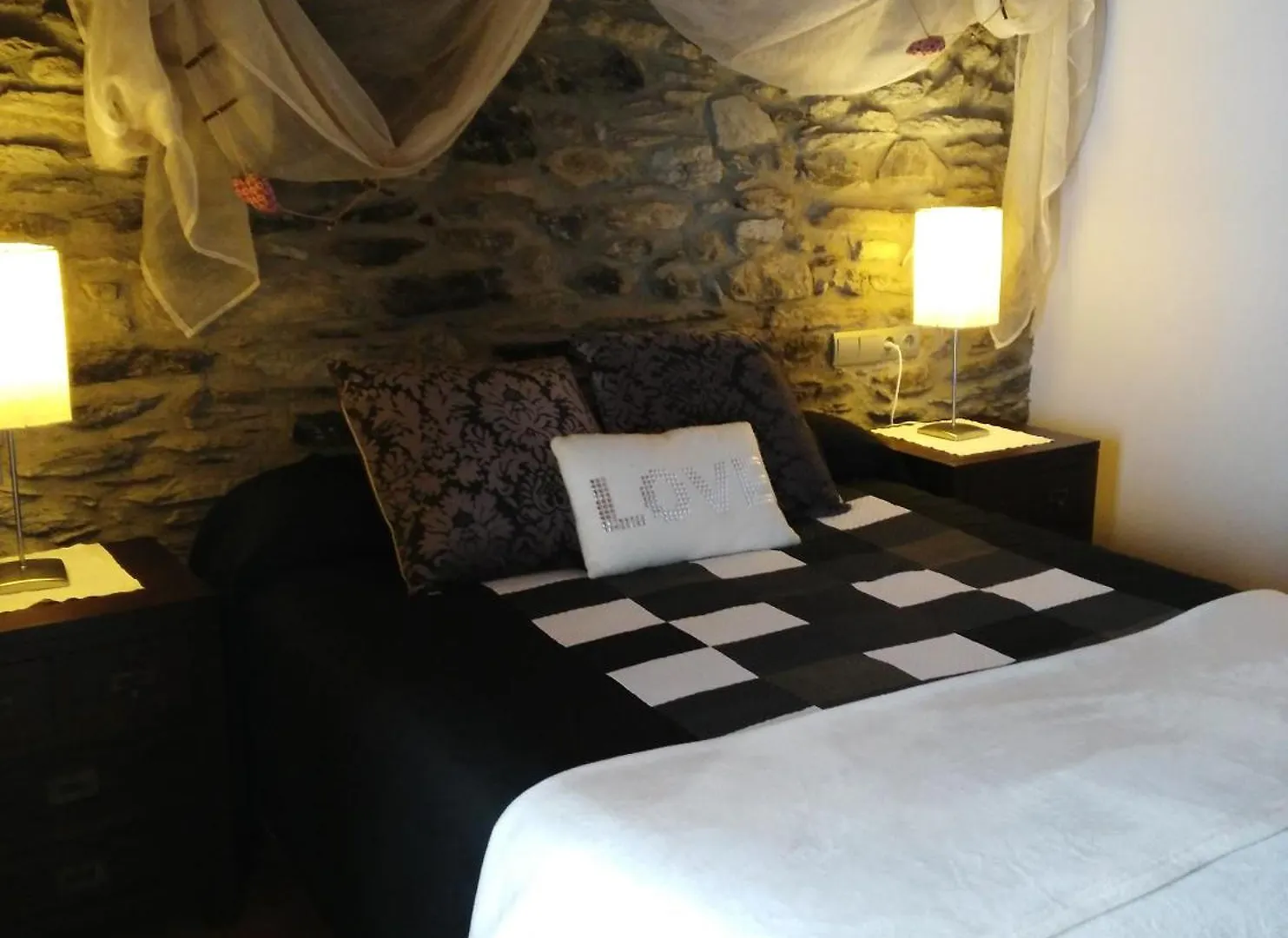 Hotel Masia D'En Valenti Anserall